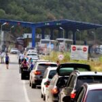 Rrëzohet një aeroplan në aeroportin e Londrës, dalin pamjet e frikshme(FOTO)