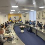 Kurti: Grupe nga Serbia dhe rajoni do të vijnë në Gazimestan, Vuçiqi po synon të nxitë incidente në Kosovë