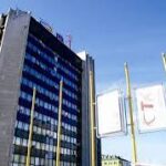 Dy zyrtarë arrestohen për ryshfet, dyshohet se ndihmuan një kandidat të kalojë testin teorik të patentë shoferit