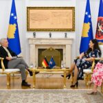 Pas tri super-transferimeve, Fenerbahce synon Ademola Lookman