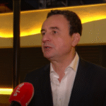 Dy të rinj arrestohen në Pejë pasi kanosën policët gjatë kontrollit të automjetit