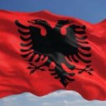 28 vjet nga dalja e parë publike e UÇK-së: një ditë kujtese dhe krenarie kombëtare