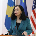 Hasani takon qytetarët në Prapashticë, kërkon mobilizim për zgjedhjet e 28 dhjetorit