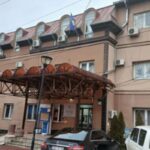 Ngarkuar me Punë e SHBA-së nderon Rugovën: “Guximi dhe dinjiteti janë rrugët drejt lirisë”